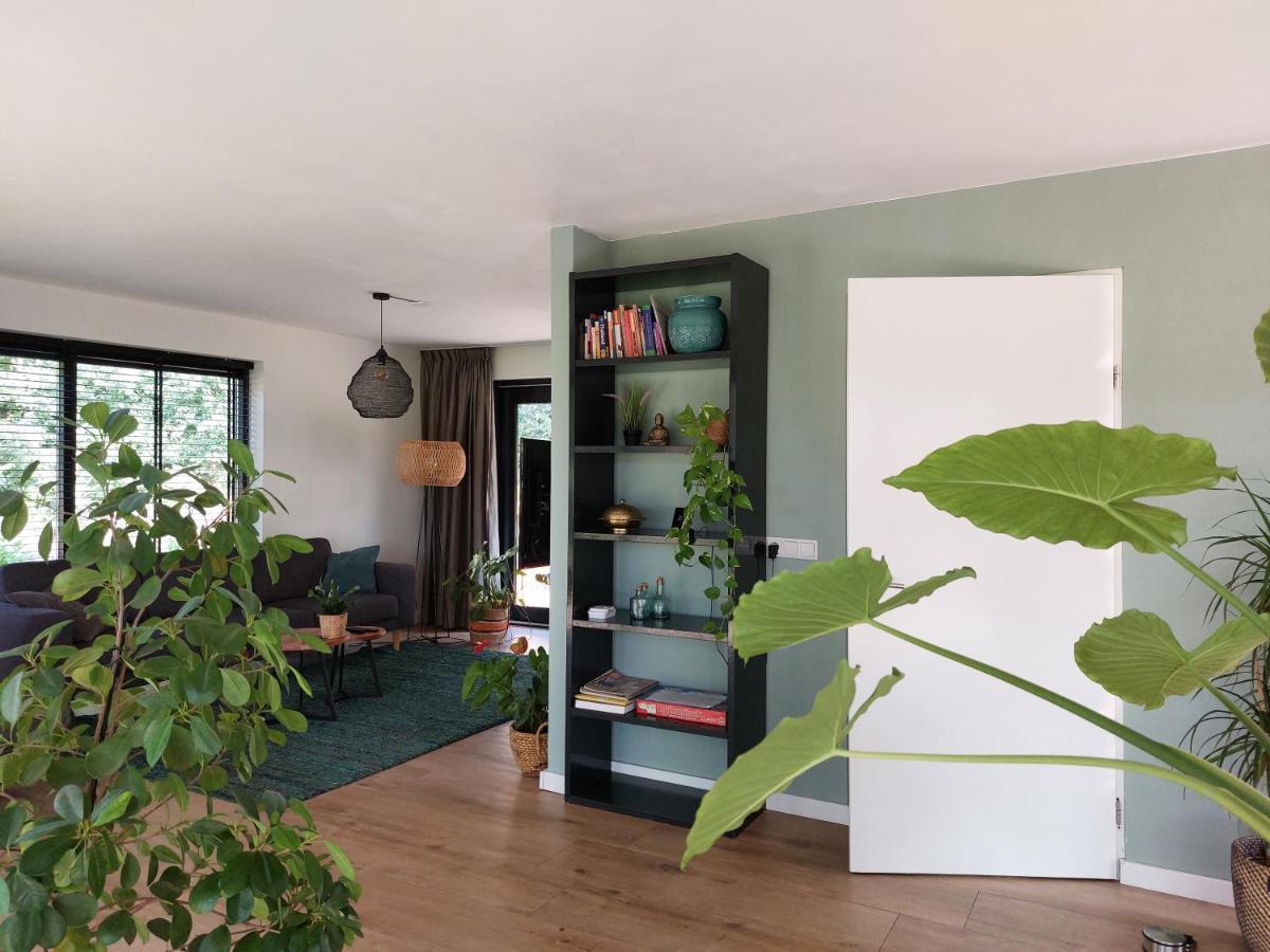 Vakantiehuis Met Hottub En Barrelsauna أومين المظهر الخارجي الصورة
